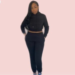 Cropped sweatsuit